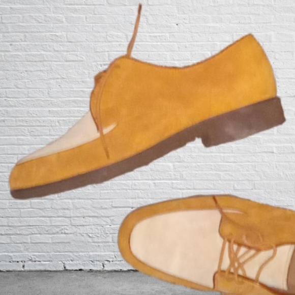 Hush Puppies Brand NEW SIZE 9 Men's Tan and Cream Shoes - Picture 2 of 4